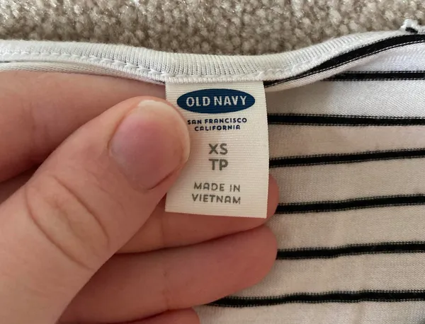 Old Navy T-Shirt Dress Striped - Image 3