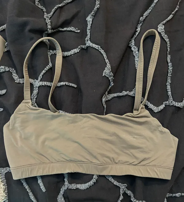 SKIMS fits everybody bralette - Image 3