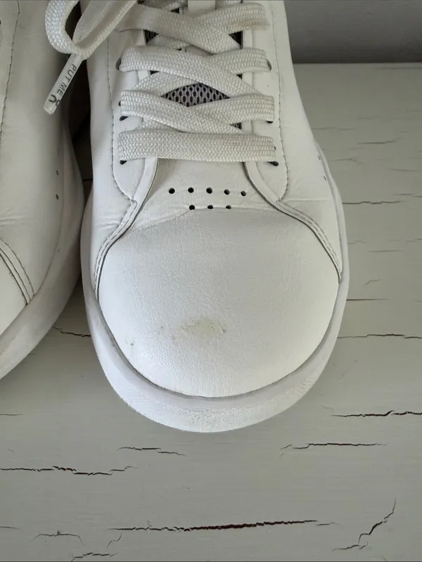 On Running The Roger Advantage White Leather Sneakers CloudTec Walking Sz 7 - Image 3