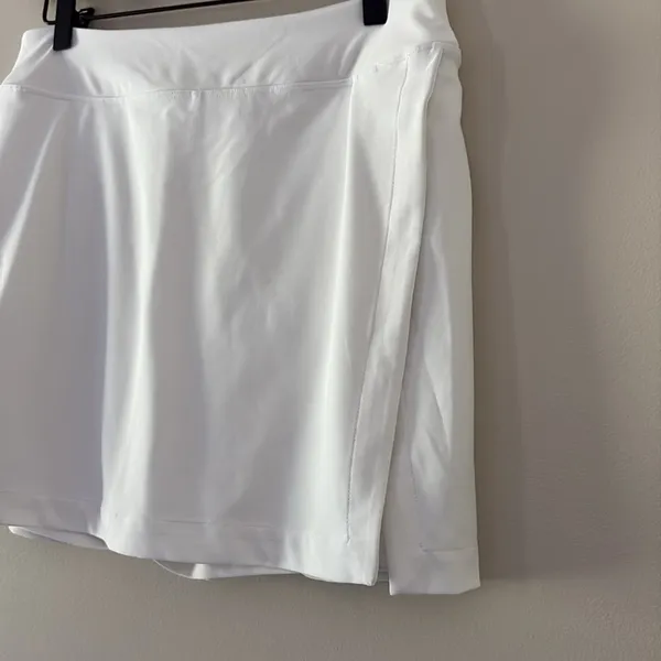 OUTDOOR VOICES Court Skort 4.5″ White Activewear‎ Tennis Pickleball Size L - Image 4