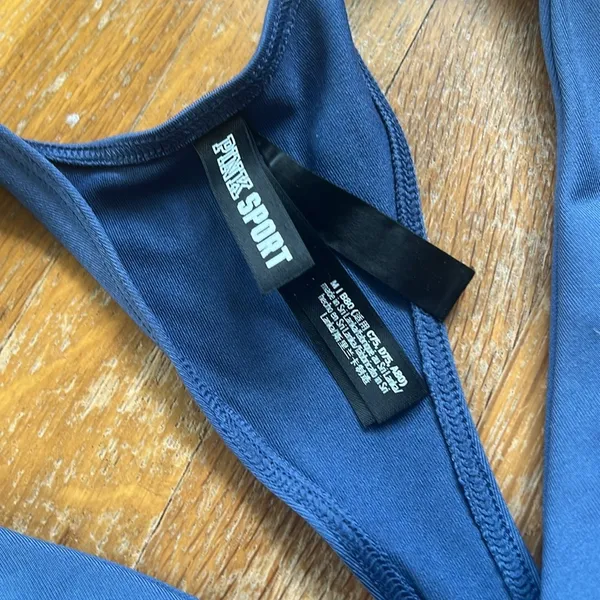 Victorias Secret Pink Sport bra size medium - Image 3