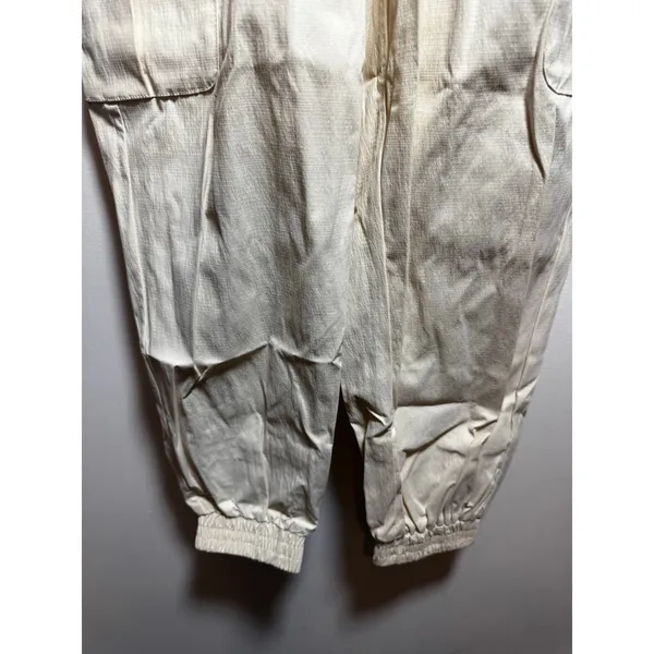 Brand New Halara Women's Size XS White Cargo High Waisted Pants - Image 3