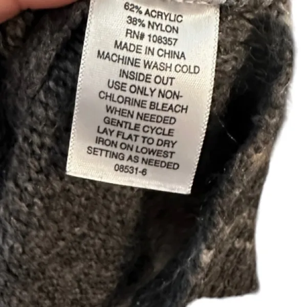 ANA Sweater - Image 5