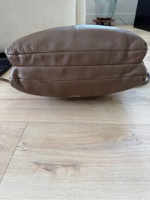 Coach Taupe Pebbled Leather Hobo Shoulder Bag - Image 9