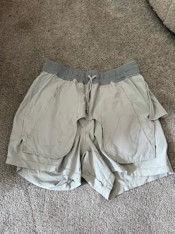 Pace Breaker Lululemon Shorts 5" Linerless - Image 3