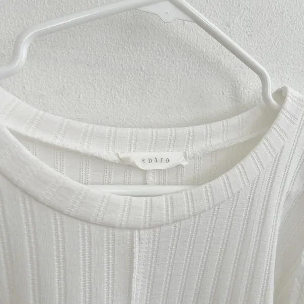Anthropologie Entro Bell Sleeve blouse Top XLARGE Boat Neck Anthro - Image 3