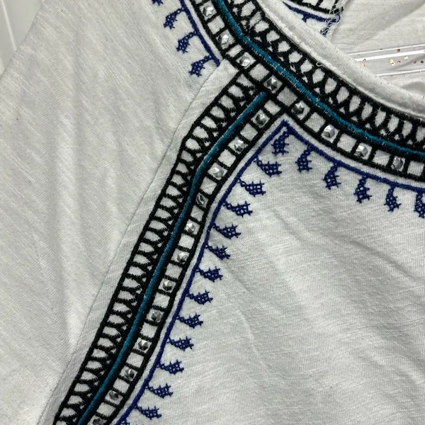 Style & Co. White Tunic with Black Embroidery - Image 3