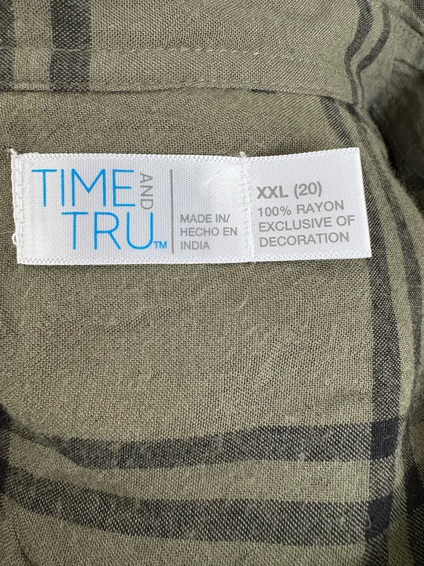 Time & Tru size XXL green & black button down shirt - Image 8