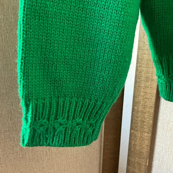 FINAL MARKDOWN Green Sweater Size undefined - Image 11