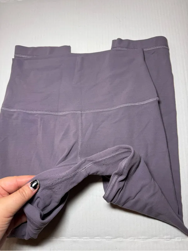 Lululemon Align High-Rise Leggings Cropped 21" - Image 4