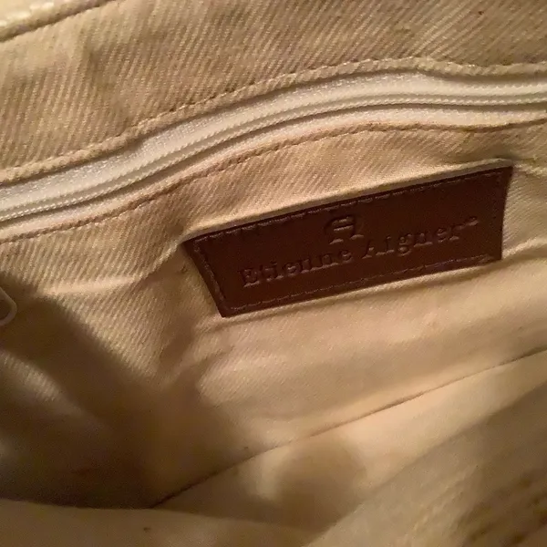 Etienne Aigner Vintage Cream and Brown Woven Shoulder Bag - Image 3