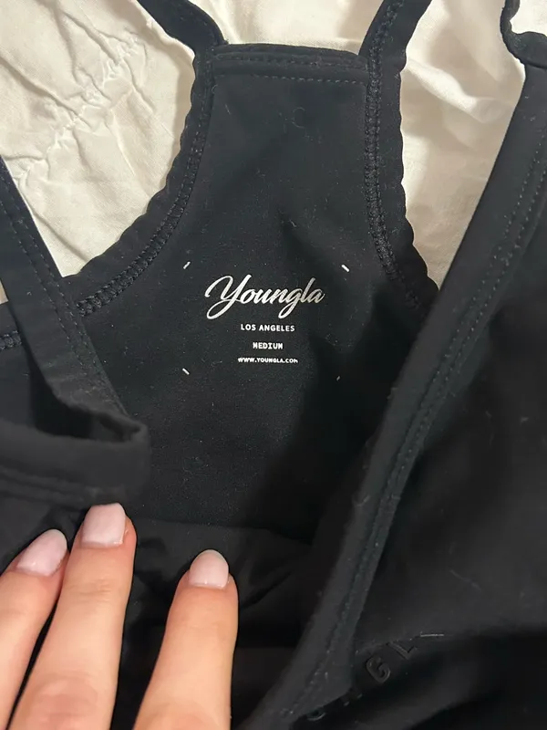Young la black workout tank - Image 3