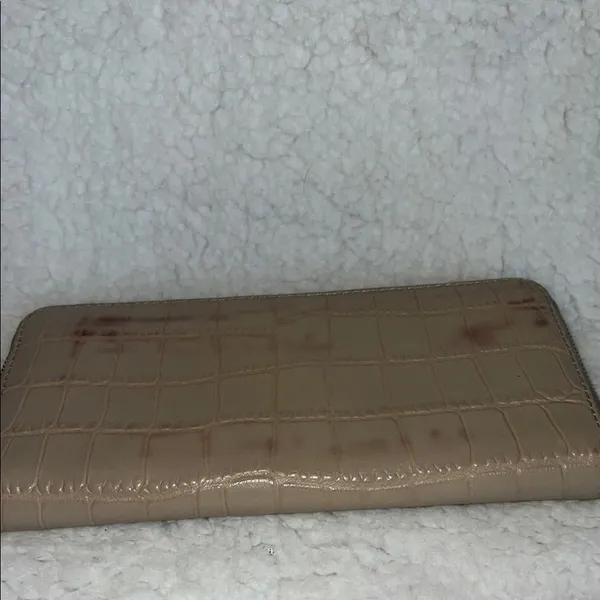 Michael‎ Kors Tan Crocodile-Embossed Wallet Luxurious Design - Image 6