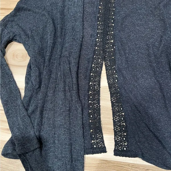Abercrombie and Fitch Lightweight Cardigan Women’s XS/Small - Image 4