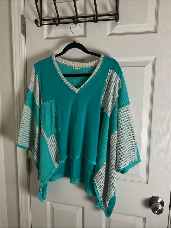 POL Bohemian Oversized Contrast Crochet Tunic Top – Teal & Cream – Size S - Image 2