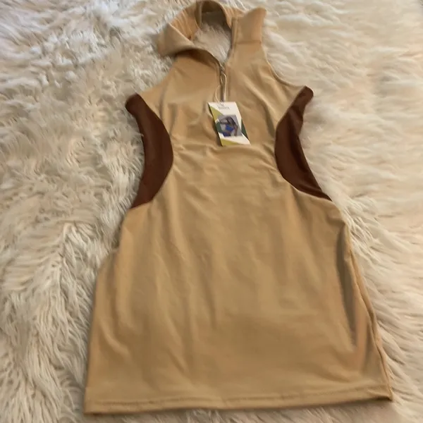 Halara Stylish Tan and Brown Dress size M length 27” bust 26” open back - Image 8