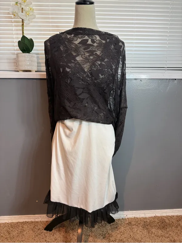 Studio Y Dark Brown Floral Lace Dress Size L Y2K Romantic Empire Waist - Image 7