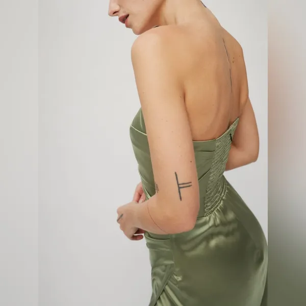 Reformation Barrow Artichoke Green Silk Strapless Cocktail Gown Size 2 NWT - Image 7