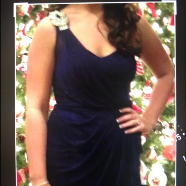 XSCAPE Cocktail Dress with diamond brooch - Image 11
