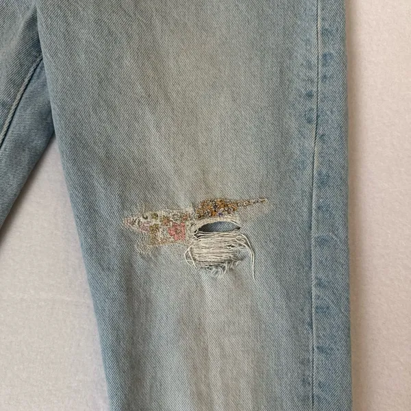 Levi’s 501 150th Anniversary Edition Womens 24 x 30Floral Patch Button Fly Jeans - Image 3
