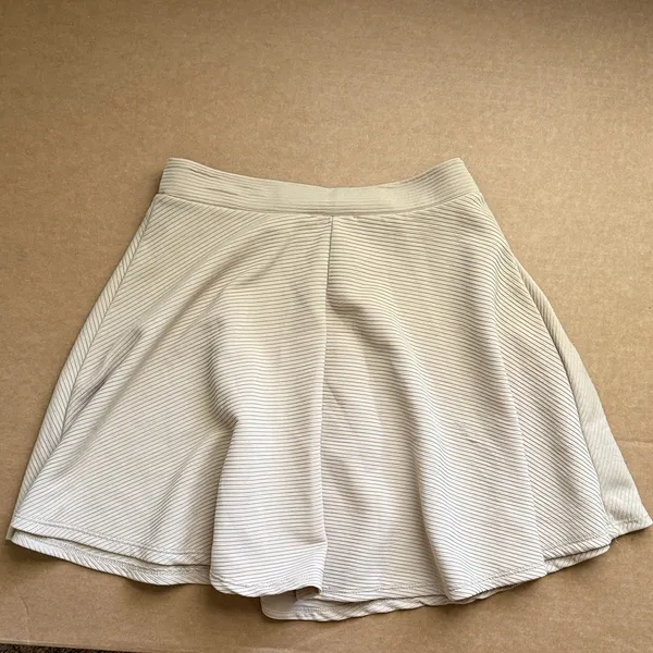 Charlotte Russe Ribbed Knit Skater Skirt Tan Women Size M - Image 6