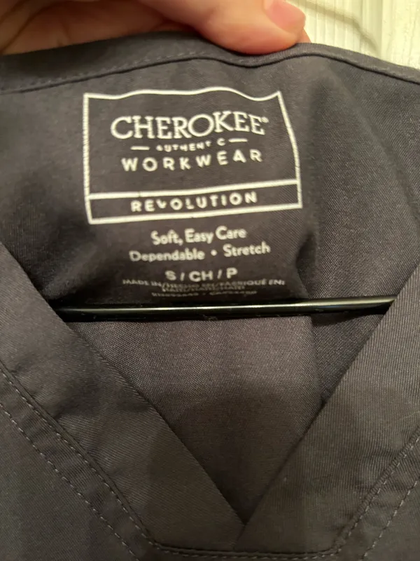 Cherokee Scrub Top in Pewter - Image 3