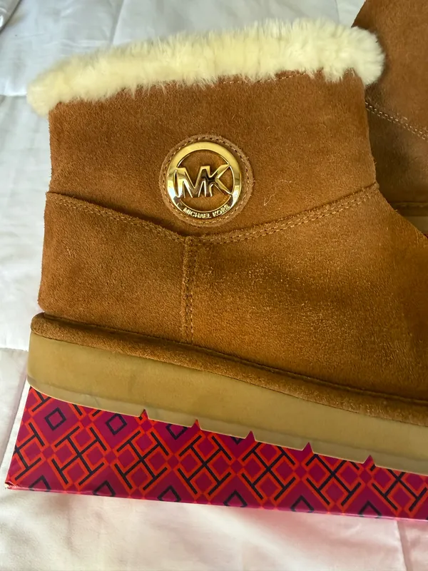 Michael Kors Boots Women’s 9 - Image 2