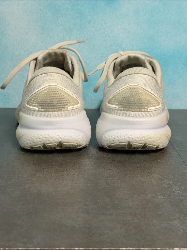 Brooks Ghost 16 Women's White/Pale Gray Running Shoes 1204071B151 Size 7.5B - Image 6