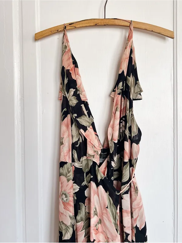 Reformation • Arianna Dress maxi wrap gown De Marie dark floral - Image 3