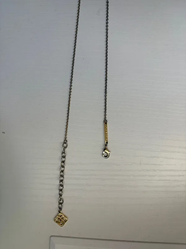 Kendra Scott Necklace Gold - Image 2