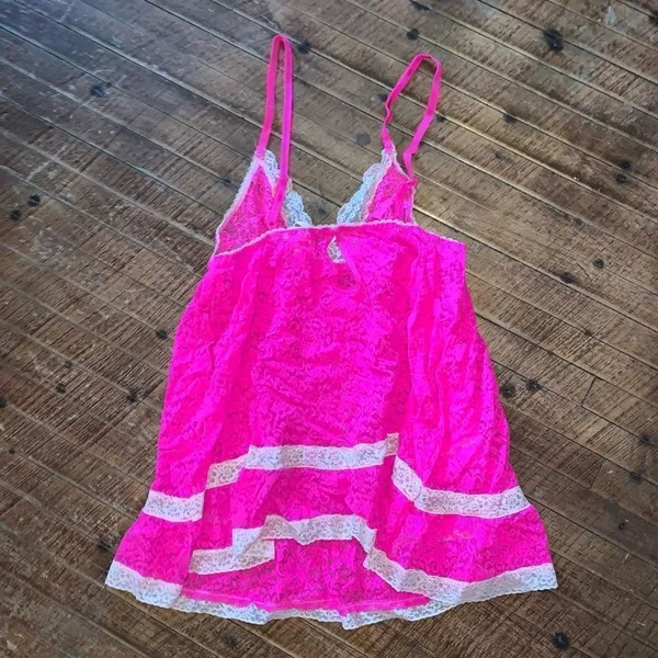 Victoria’s Secret hot pink lacy L shirt lingerie nightgown - Image 3