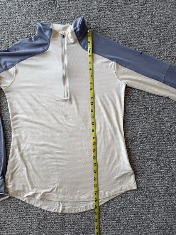 Columbia Women's Long Sleeve Omni-Wick Quarter-Zip Shirt Cream and Gray‎ Size M - Image 8