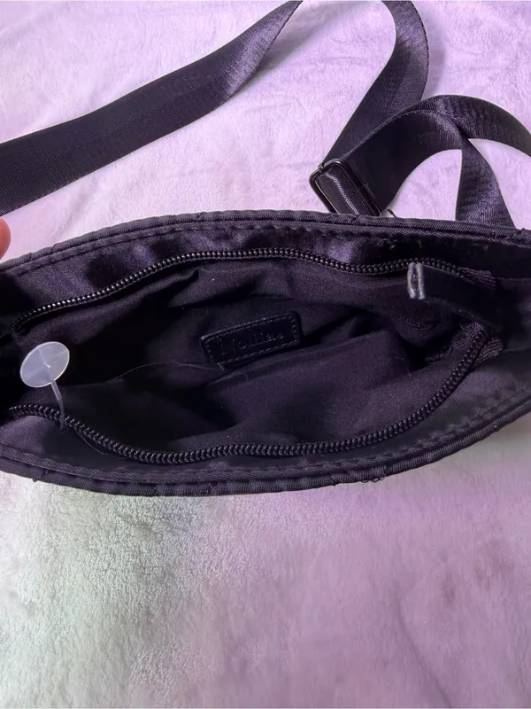 Nollie Black Quilted Crossbody Bag with Detachable Strap - Image 6