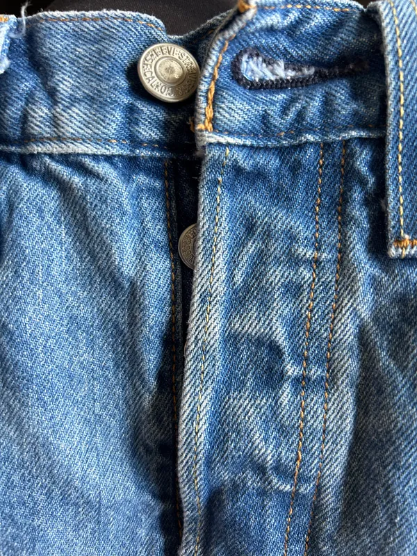 Levi's 501 Shorts - Image 3