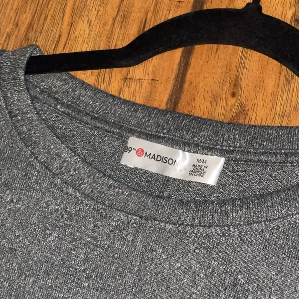89th & Madison 3/4 sleeve gray top shirt woman’s medium NWT - Image 5