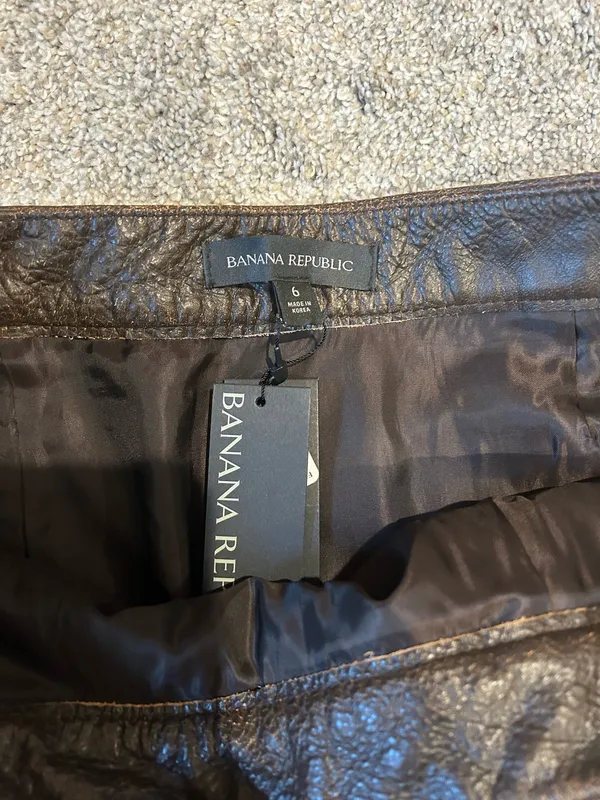 Banana Republic Leather Skirt - Image 5