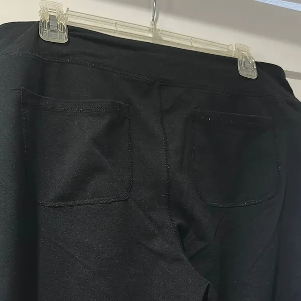 Lands' End wide leg Black sweat pants - Image 4