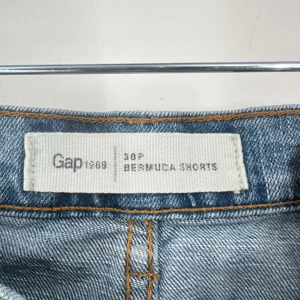 Gap 1969 30" Size‎ 10 Light Wash Denim Bermuda Shorts Cuffed - Image 3