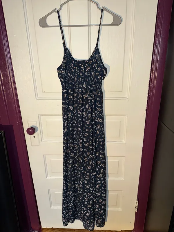 FashioNova Floral High Slit Maxi Dress - Image 5