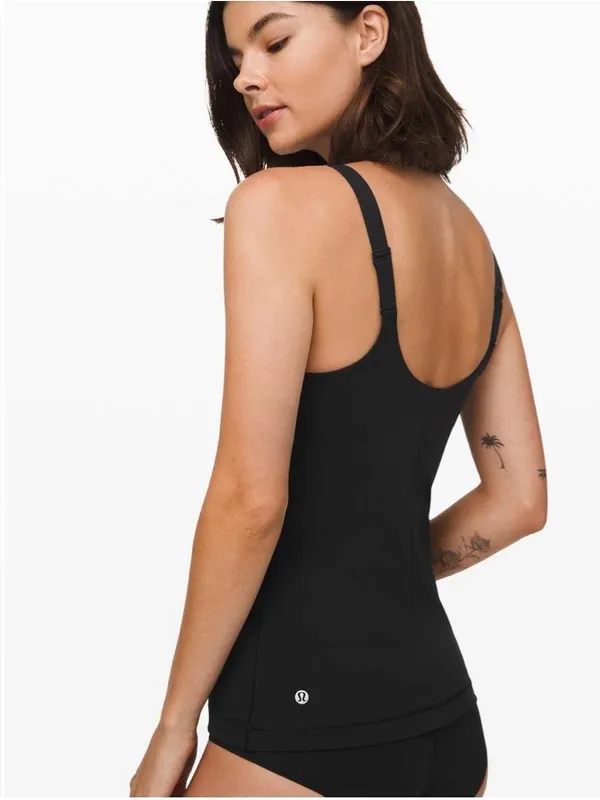Lululemon Simply Sleek 2-in-1 Tank Black W1BSKS Ultralu™ fits a medium - Image 2