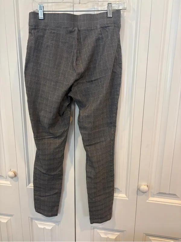 Tommy Hilfiger black plaid pull on dress pants/leggings size 8 - Image 2