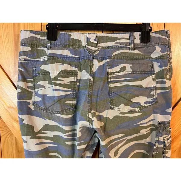 Cabela's Womens Bayou Pants Camo Cotton Ripstop Size 14/14 (4191) - Image 7