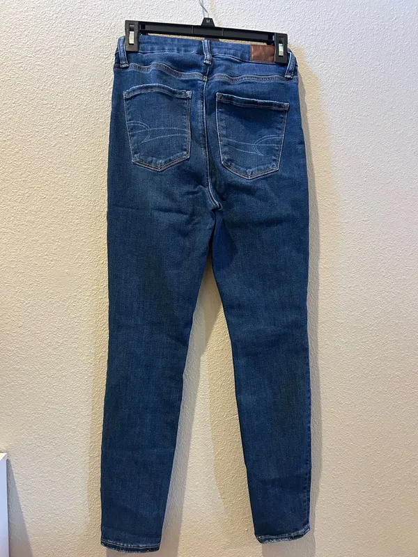 American Eagle Skinny Jeans High Rise - Image 3