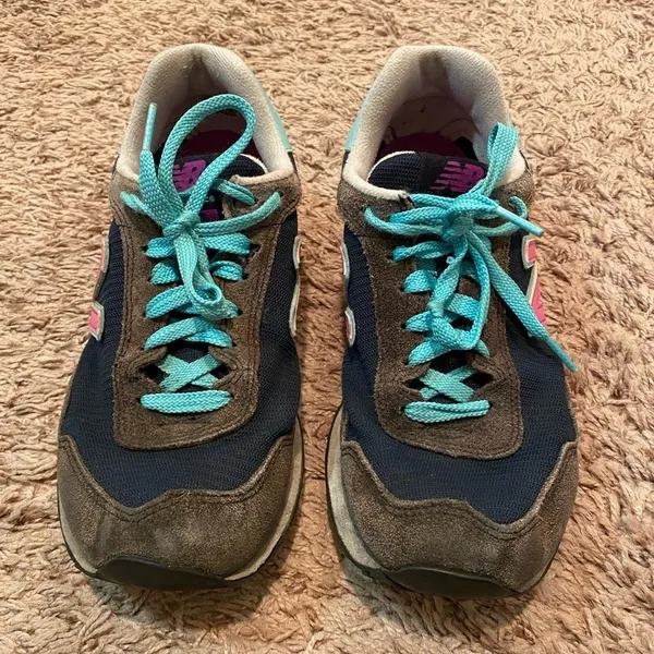 New Balance 574 Women's Size 7.5 Navy/Teal/Pink Retro Sneaker Moderate Wear - Image 4