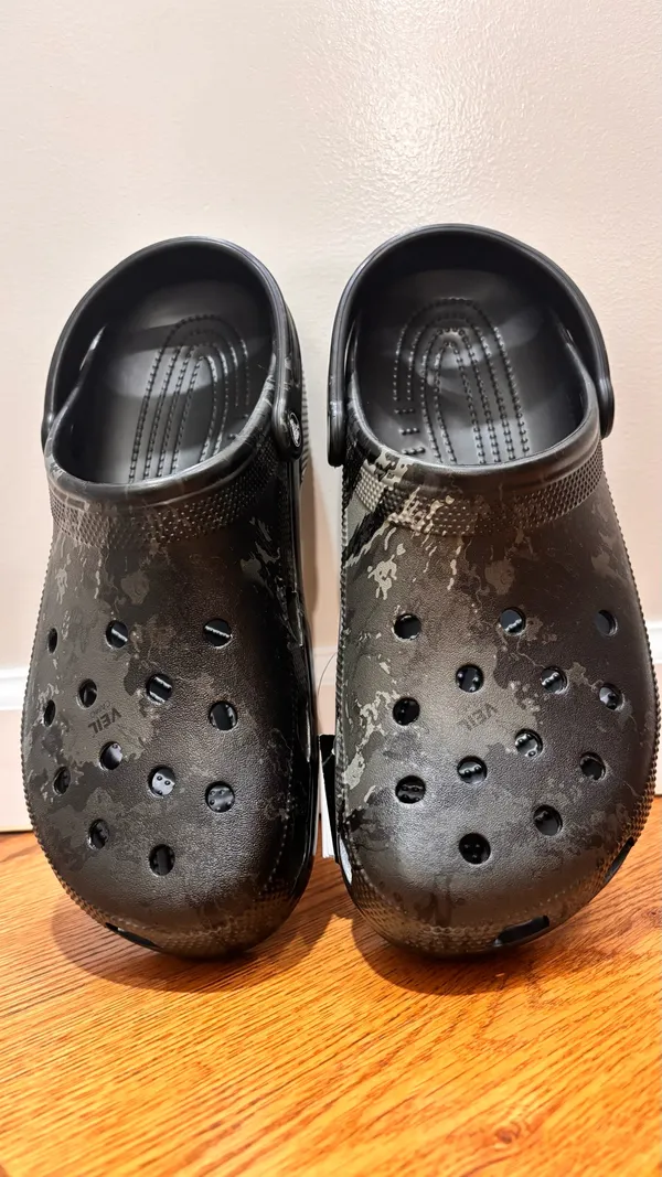 Authentic NEW Crocs Classic Veil Camo Tac Black Men Clog 209359-001 Sz M12 - Image 3