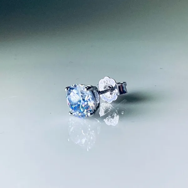 Diamonique sterling silver stud earrings - Image 4