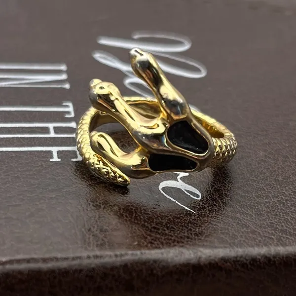 Vintage Gold Skeleton Hand Wrap Ring Gothic Halloween Punk Statement Size 7.5 - Image 5