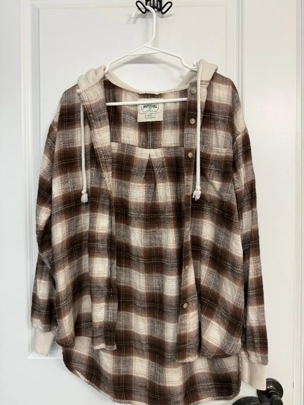 American Eagle Brown Plaid Hooded Flannel Shacket Women’s Small - Image 3