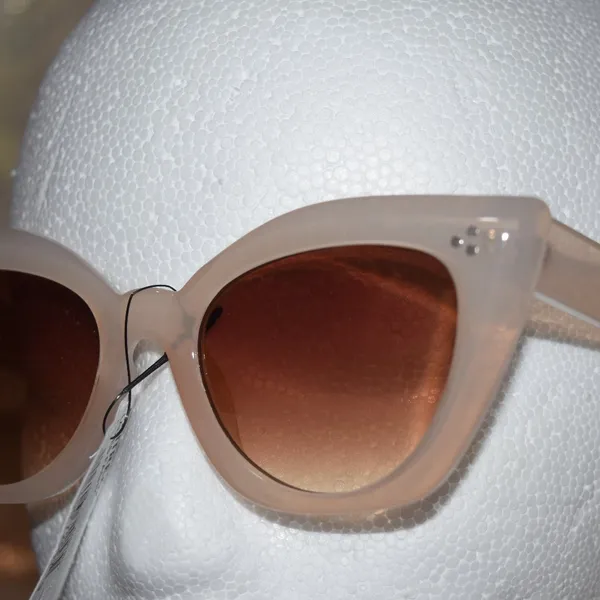 NWT Beige Cat Eye Fashion Glasses - Image 5