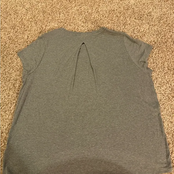 Athleta Heather Gray Short Sleeve Tee - Image 2
